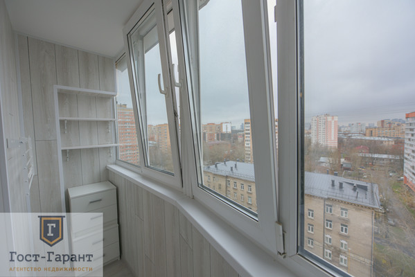 Адрес: Зои и Александра Космодемьянских улица, дом 27, агентство недвижимости Гост-Гарант, планировка: п44т, комнат: 1. Фото 3