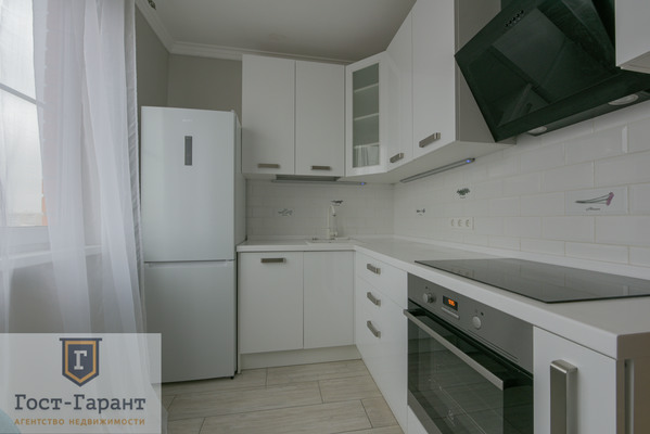 Адрес: Зои и Александра Космодемьянских улица, дом 27, агентство недвижимости Гост-Гарант, планировка: п44т, комнат: 1. Фото 6