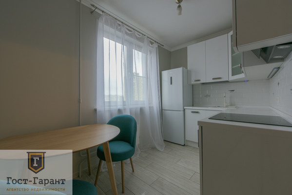 Адрес: Зои и Александра Космодемьянских улица, дом 27, агентство недвижимости Гост-Гарант, планировка: п44т, комнат: 1. Фото 5