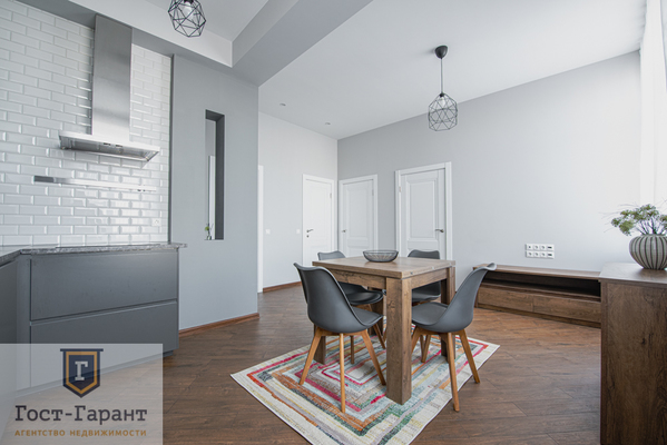 Адрес: Тверская улица, дом 8к1, агентство недвижимости Гост-Гарант, планировка: Сталинский дом, комнат: 3. Фото 2