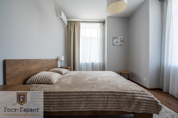 Адрес: Тверская улица, дом 8к1, агентство недвижимости Гост-Гарант, планировка: Сталинский дом, комнат: 3. Фото 4